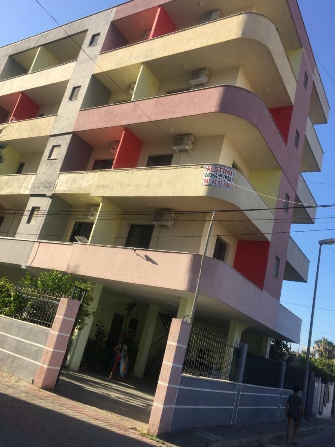 Festim Hotel Durrës Exterior foto